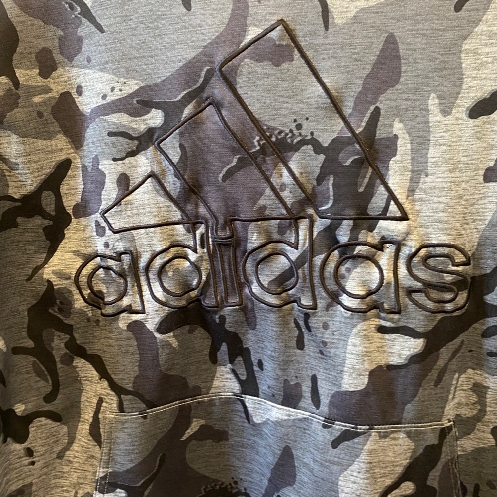 Boys 18/20 Adidas camo pull over new condition - Picture 3 of 5